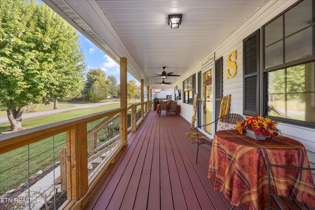 Photo of 140 Ruth St, Corryton, TN 37721 (MLS # 1319216)