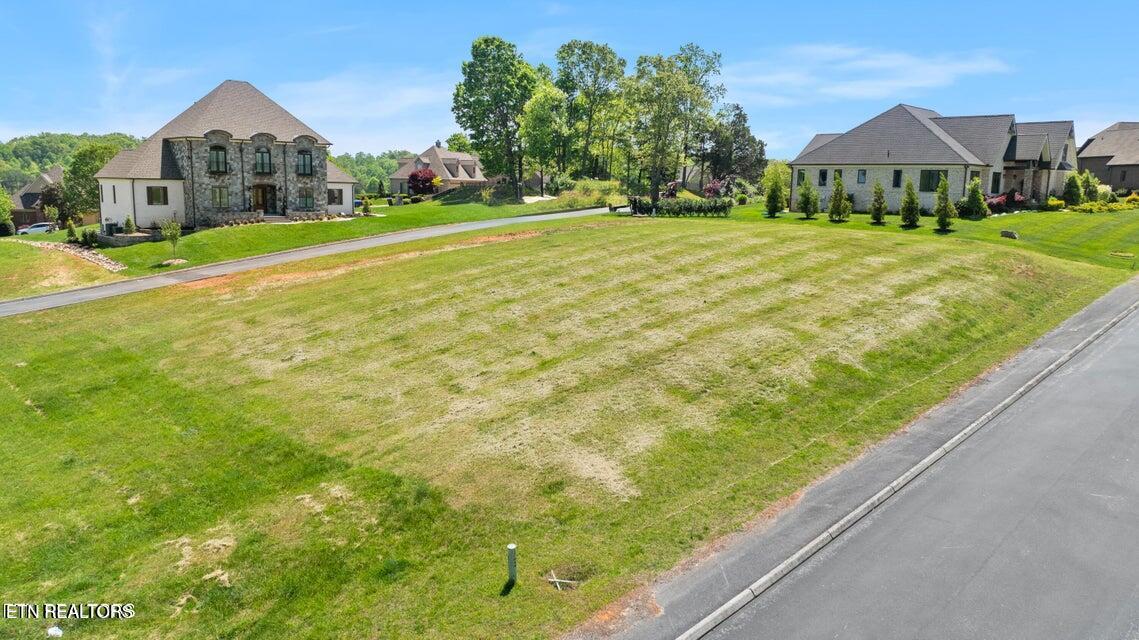 170 Starling Drive