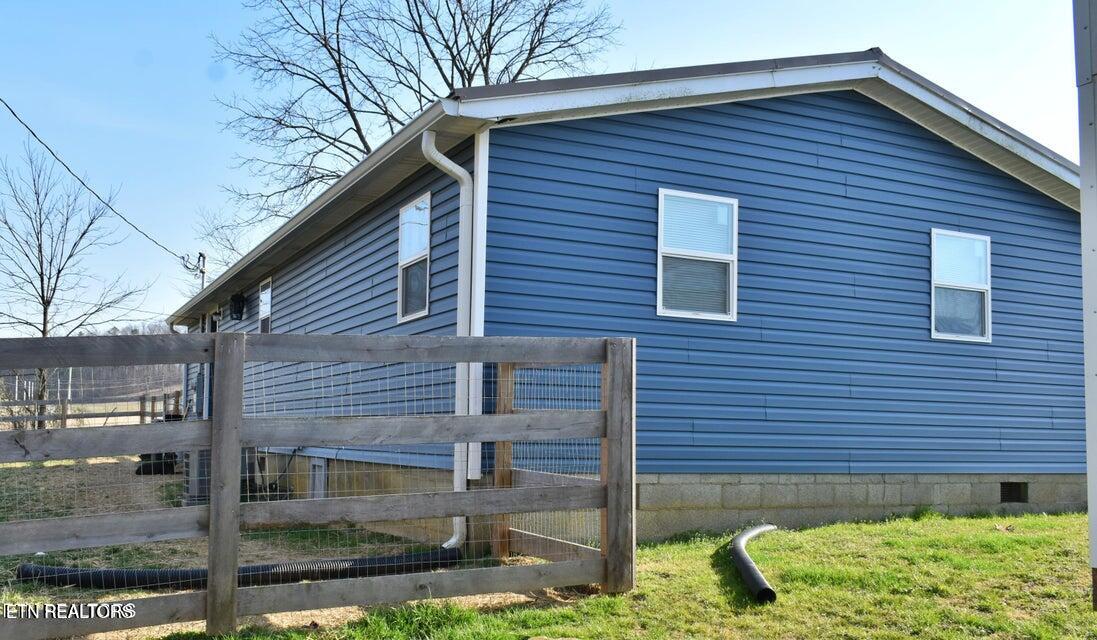 217 Yoakum Rd