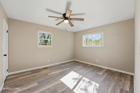 Tiny photo for 314 Spencer Drive, Harriman, TN 37748 (MLS # 1318876)