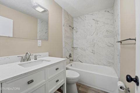 Tiny photo for 314 Spencer Drive, Harriman, TN 37748 (MLS # 1318876)
