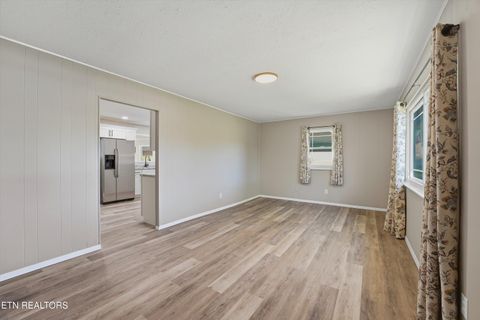 Tiny photo for 314 Spencer Drive, Harriman, TN 37748 (MLS # 1318876)