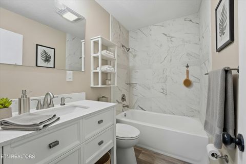 Tiny photo for 314 Spencer Drive, Harriman, TN 37748 (MLS # 1318876)