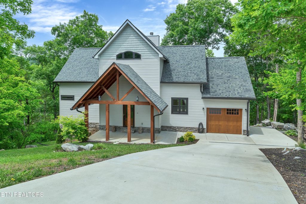 Photo of 134 Fairway Circle, Townsend, TN 37882 (MLS # 1340039)