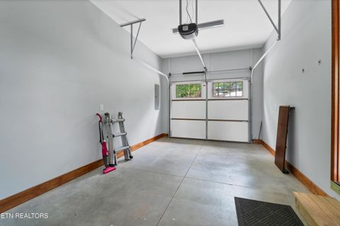 Tiny photo for 134 Fairway Circle, Townsend, TN 37882 (MLS # 1340039)