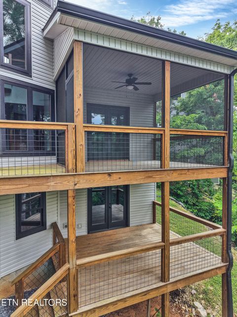 Tiny photo for 134 Fairway Circle, Townsend, TN 37882 (MLS # 1340039)