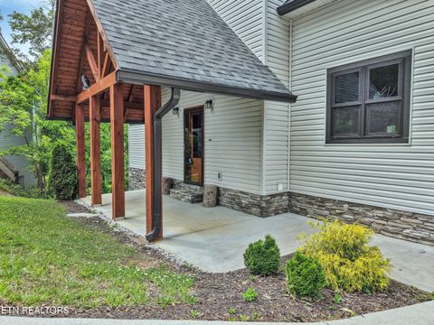 Tiny photo for 134 Fairway Circle, Townsend, TN 37882 (MLS # 1340039)