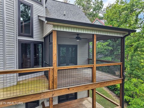 Tiny photo for 134 Fairway Circle, Townsend, TN 37882 (MLS # 1340039)