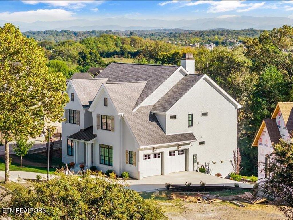 Photo of 533 Lone Willow Drive, Knoxville, TN 37934 (MLS # 1327622)