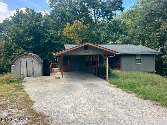 Photo of 120 Hillwood Drive, Harriman, TN 37748 (MLS # 1359625)