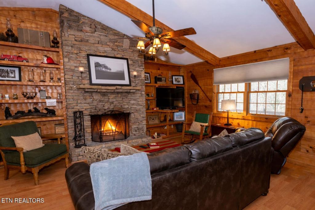 Photo of 407 Kurts Corner Rd, Townsend, TN 37882 (MLS # 1336985)