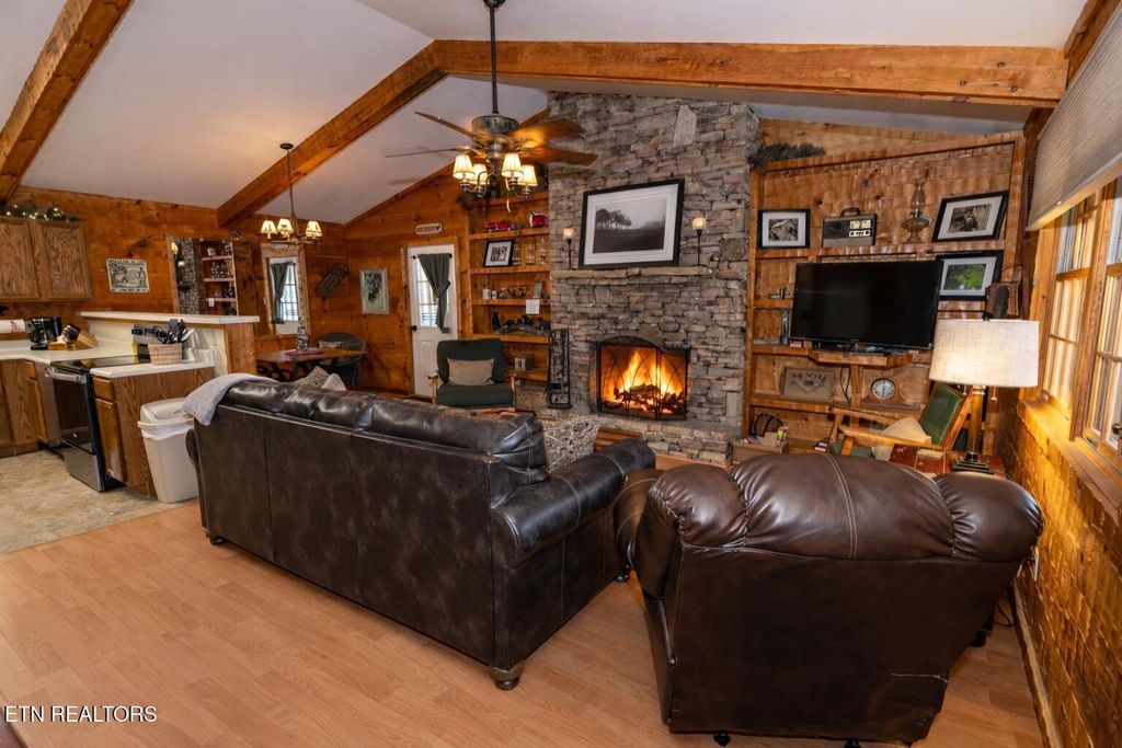 Photo of 407 Kurts Corner Rd, Townsend, TN 37882 (MLS # 1336985)