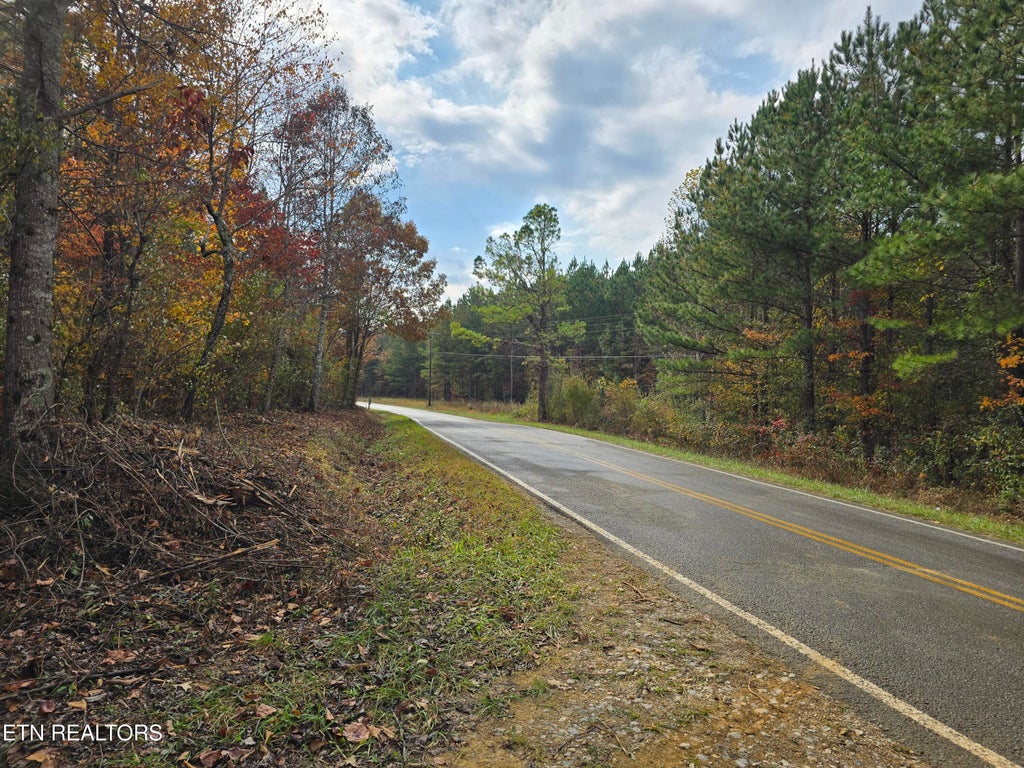 Photo of 4 W Robbins Rd, Robbins, TN 37852 (MLS # 1282222)