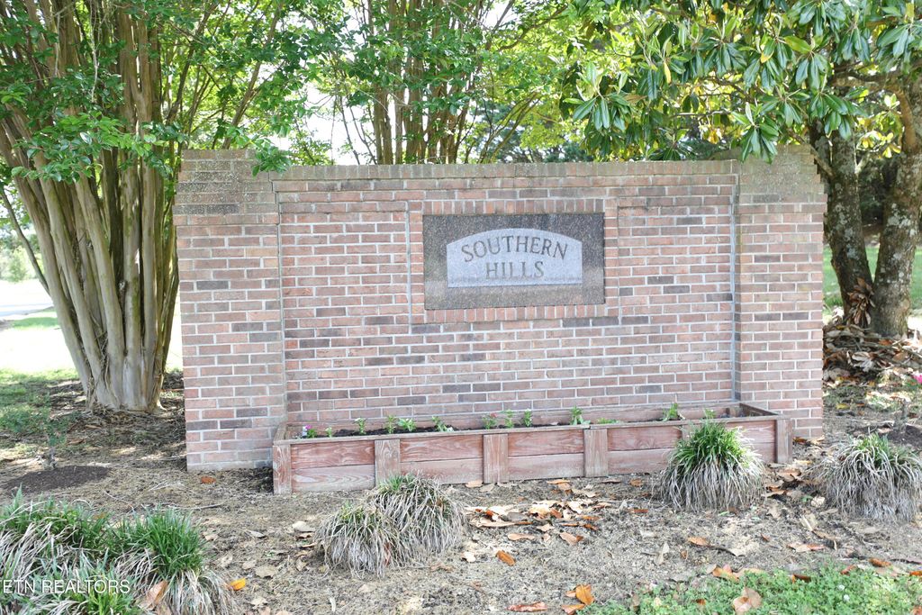 Photo of 2 Magnolia Way, Madisonville, TN 37354 (MLS # 1340767)