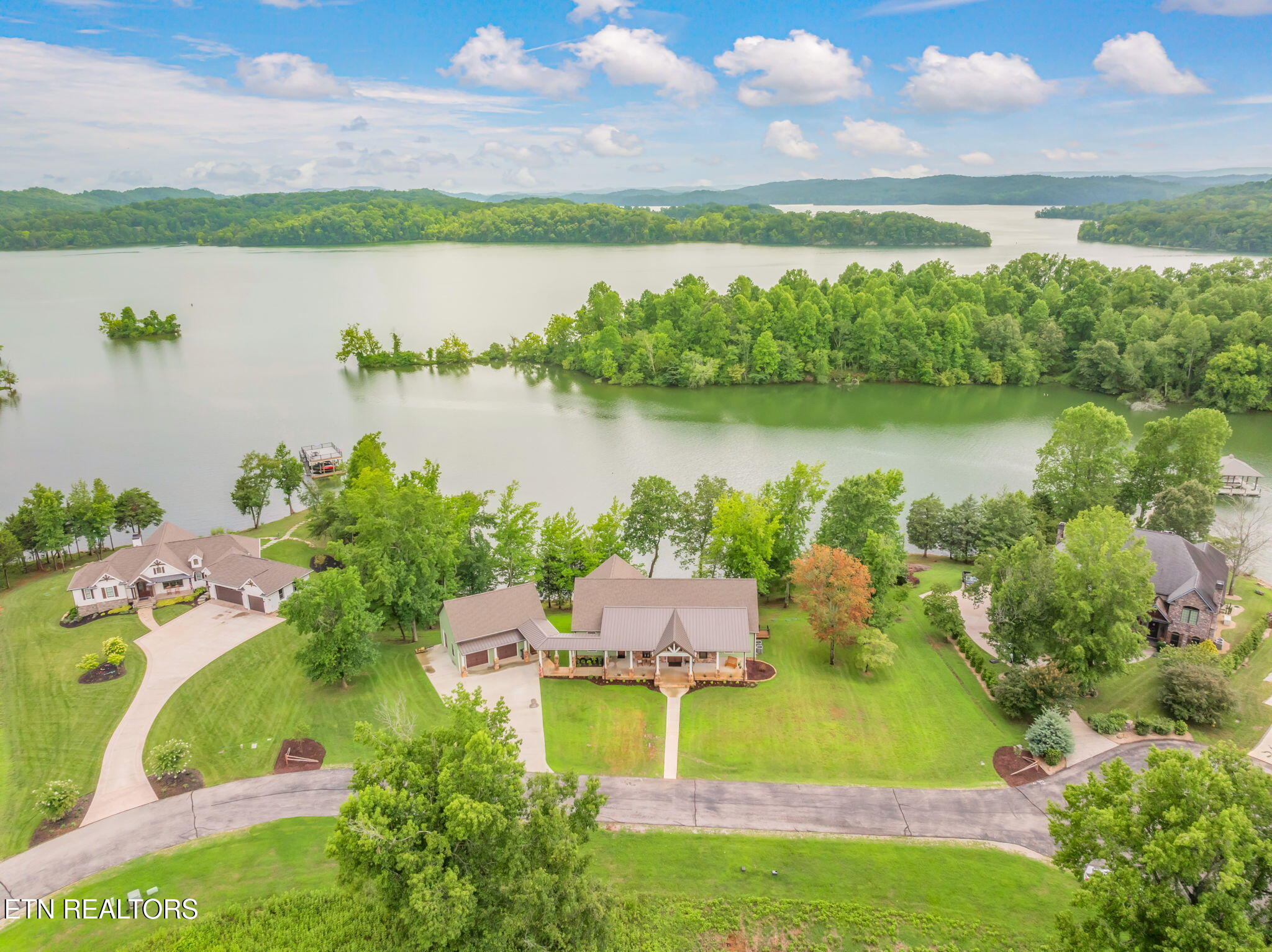 111 Crane Pointe