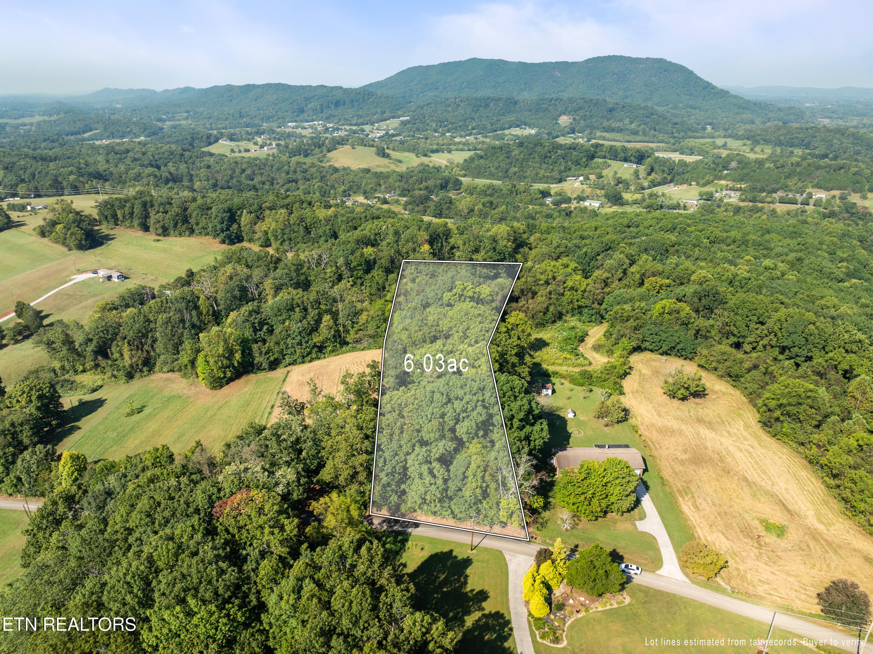 3951 Strong Rd