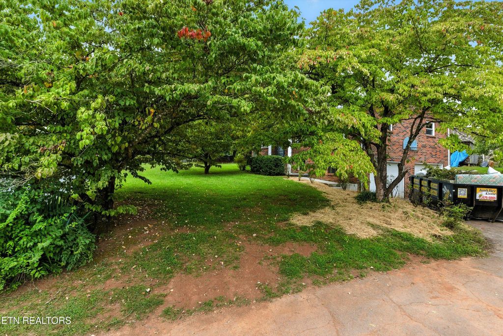 Photo of 426 First St, Seymour, TN 37865 (MLS # 1311789)