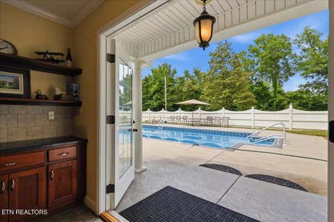 Tiny photo for 607 S Charles G Seivers Blvd, Clinton, TN 37716 (MLS # 1348469)