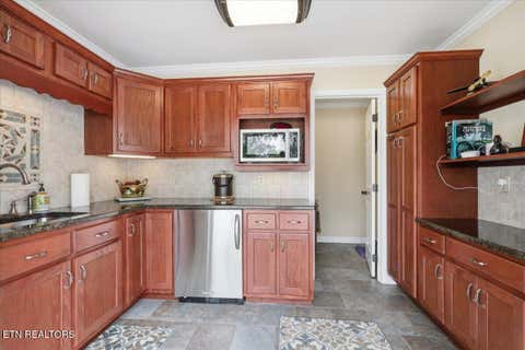 Tiny photo for 607 S Charles G Seivers Blvd, Clinton, TN 37716 (MLS # 1348469)