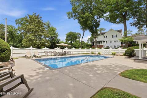 Tiny photo for 607 S Charles G Seivers Blvd, Clinton, TN 37716 (MLS # 1348469)