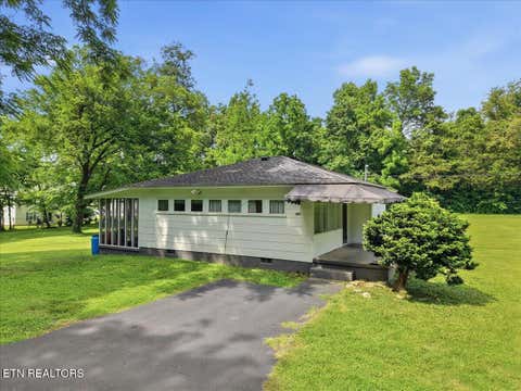Tiny photo for 607 S Charles G Seivers Blvd, Clinton, TN 37716 (MLS # 1348469)