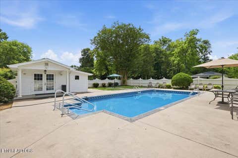 Tiny photo for 607 S Charles G Seivers Blvd, Clinton, TN 37716 (MLS # 1348469)