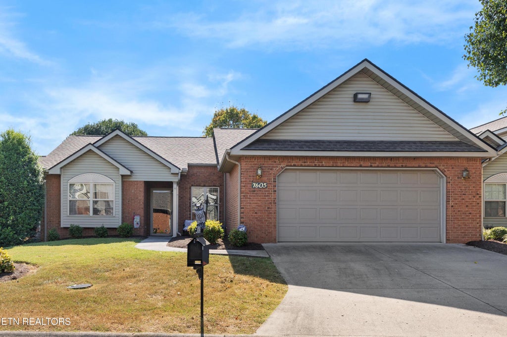 Photo of 7605 Pauline Way, Knoxville, TN 37938 (MLS # 1277060)