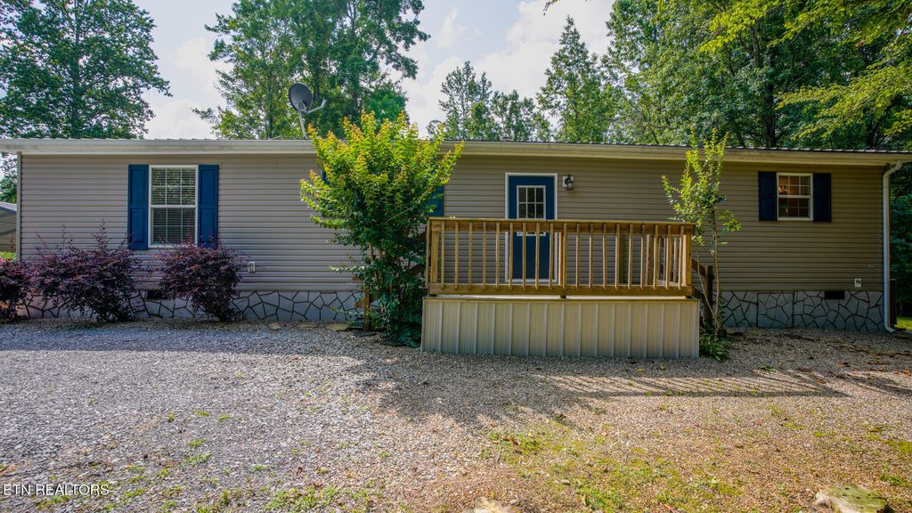 Photo of 237 Hunters Ridge Way, Seymour, TN 37865 (MLS # 1305716)