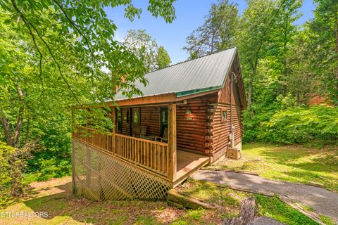 2389 Misty Lane Sevierville TN 37876