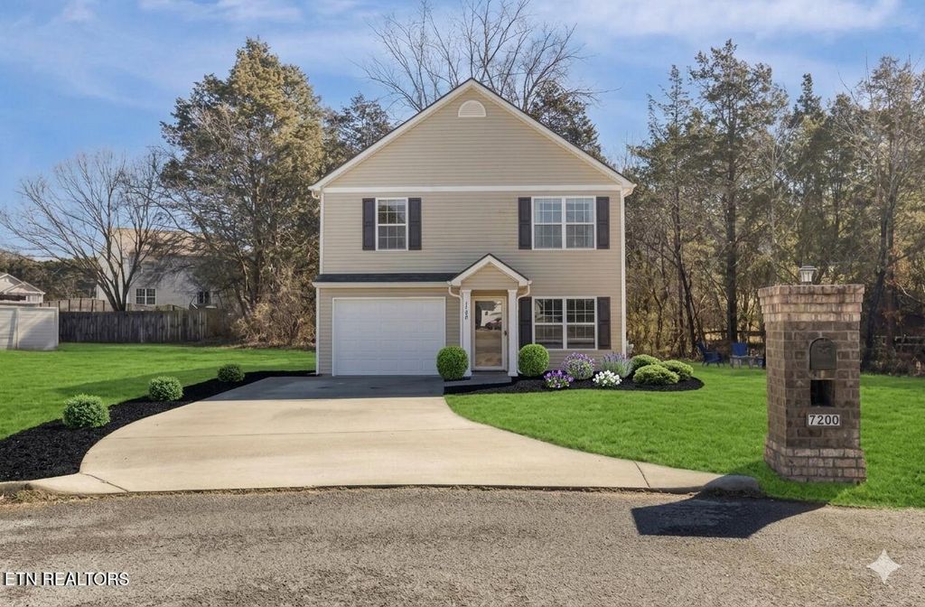 Photo of 7200 Ponds Inlet Lane, Powell, TN 37849 (MLS # 1329702)