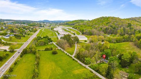 Tiny photo for 1851 Seals Rd, New Tazewell, TN 37825 (MLS # 1336772)