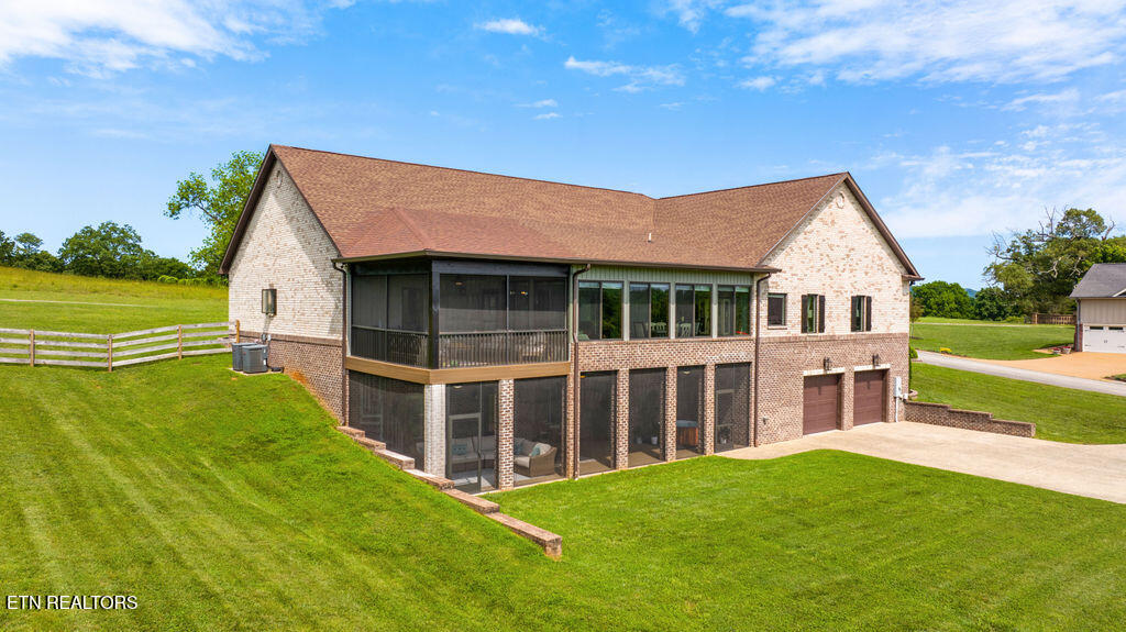 118 Rapids Way