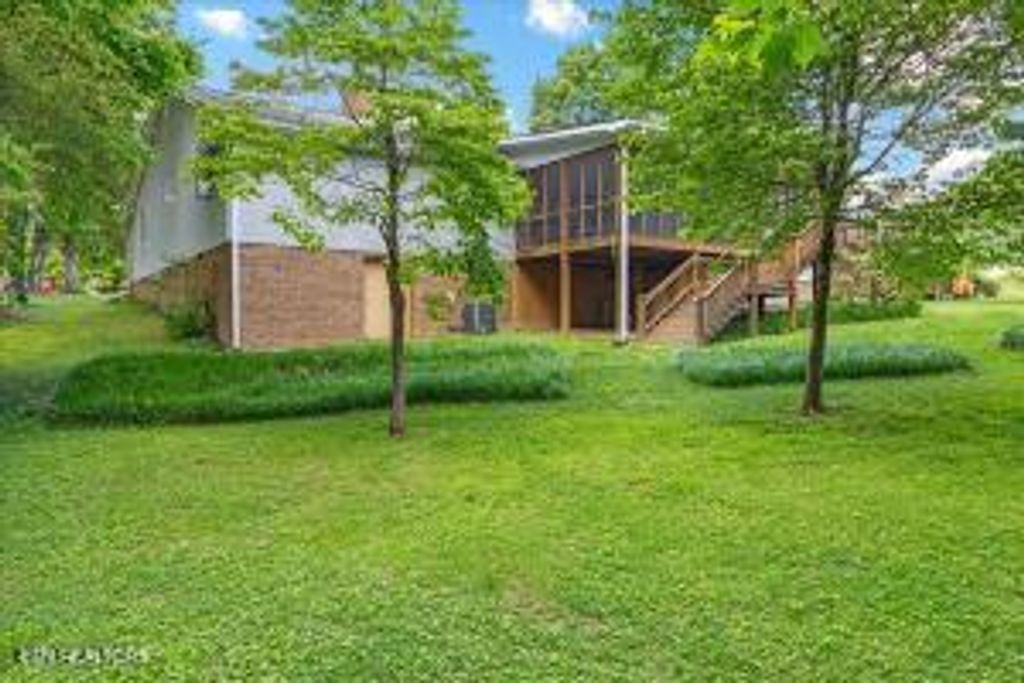 Photo of 2522 Cindy St, Athens, TN 37303 (MLS # 1340944)