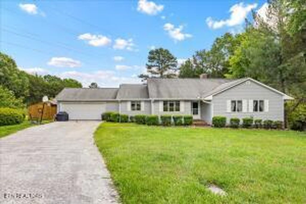 Photo of 2522 Cindy St, Athens, TN 37303 (MLS # 1340944)