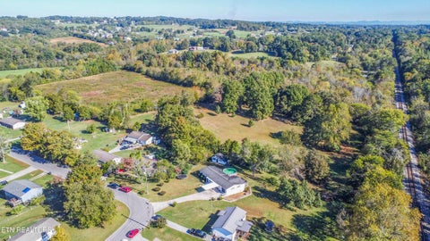 Tiny photo for 760 Lafollette Drive, Maryville, TN 37801 (MLS # 1359488)