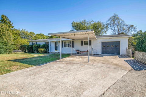 Tiny photo for 760 Lafollette Drive, Maryville, TN 37801 (MLS # 1359488)