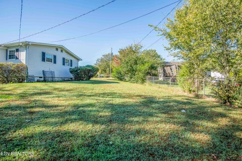 Tiny photo for 760 Lafollette Drive, Maryville, TN 37801 (MLS # 1359488)