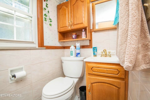 Tiny photo for 760 Lafollette Drive, Maryville, TN 37801 (MLS # 1359488)