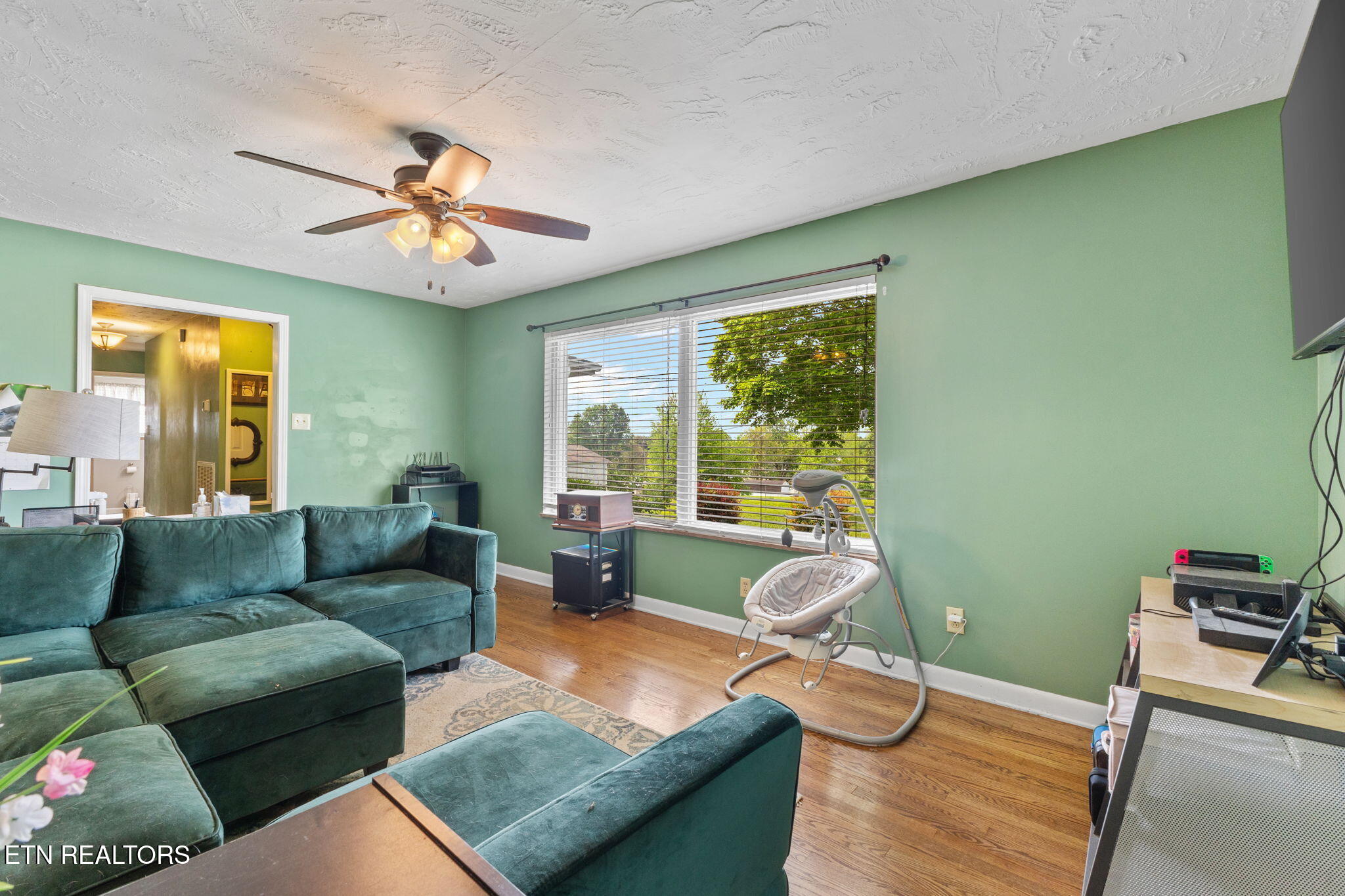 2530 Dogwood Lane