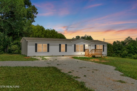 Photo of 147 Hill Loop Rd Loop, Madisonville, TN 37354 (MLS # 1346240)
