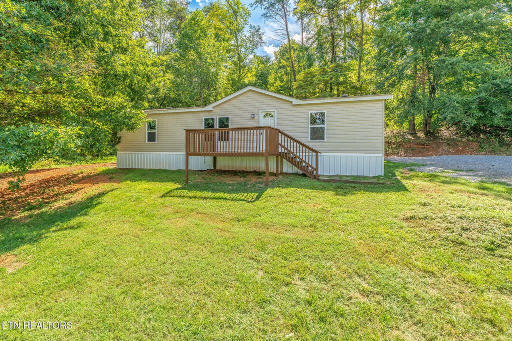 Photo of 130 Westford Drive, Strawberry Plains, TN 37871 (MLS # 1313455)