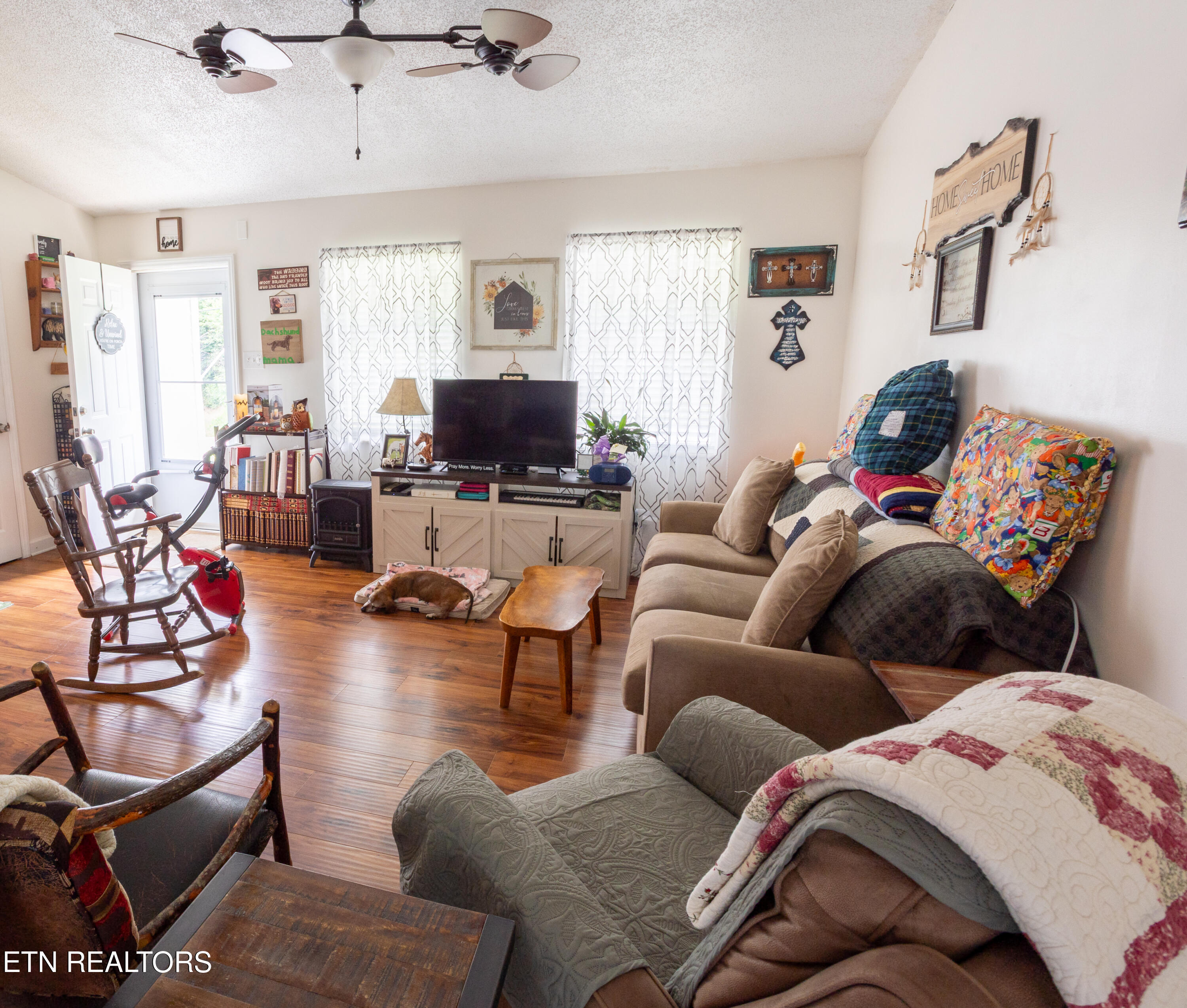 3135 Arthur Walker Rd