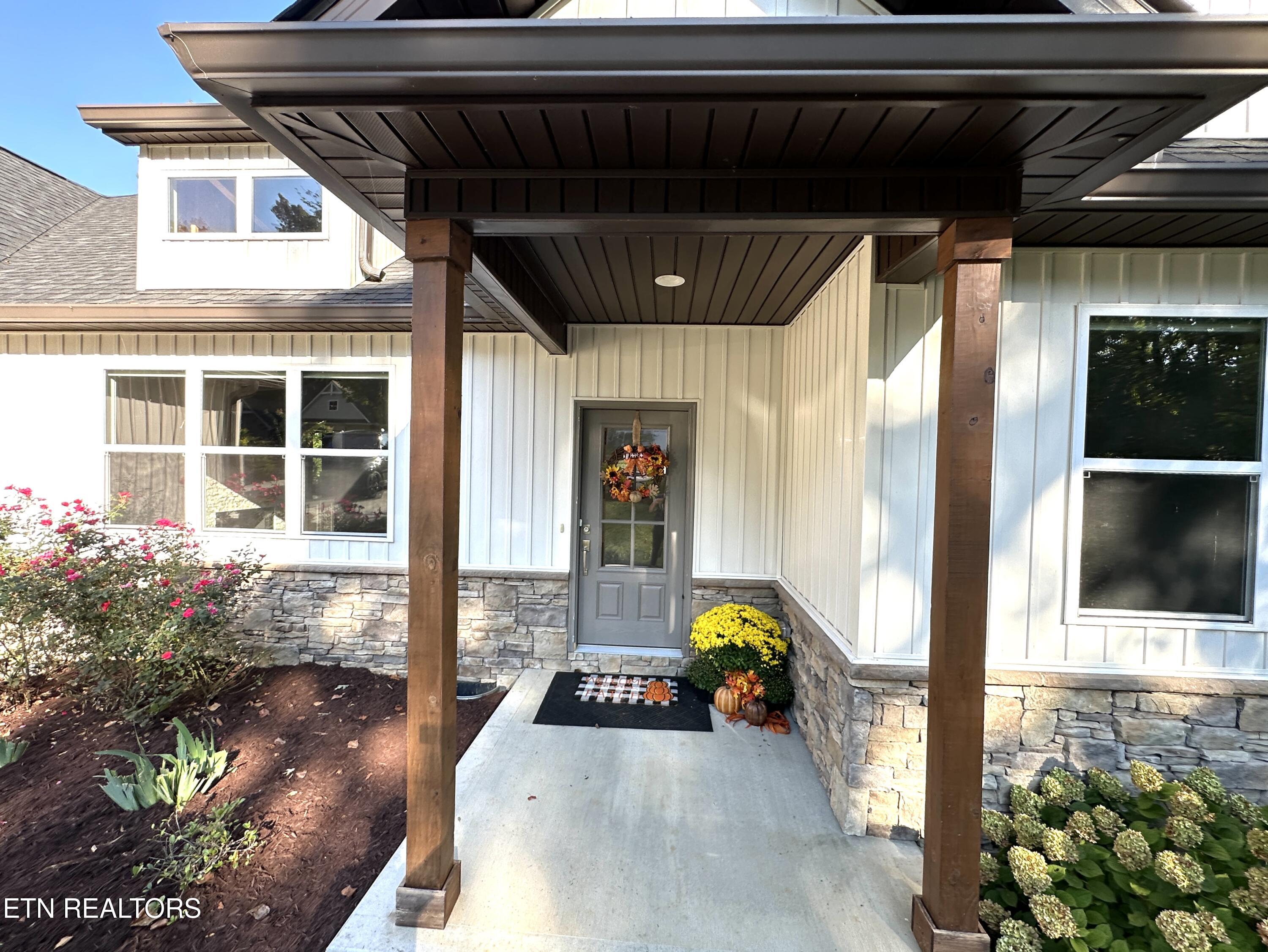 218 Mialaquo Circle