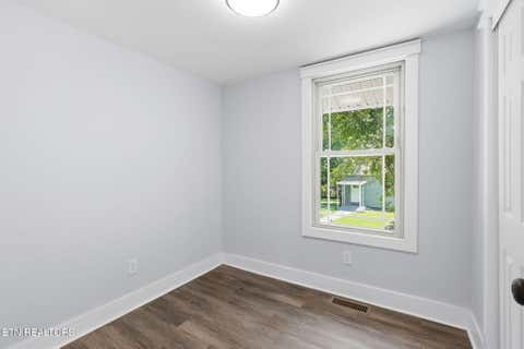 Tiny photo for 4205 Coster Rd, Knoxville, TN 37912 (MLS # 1347416)