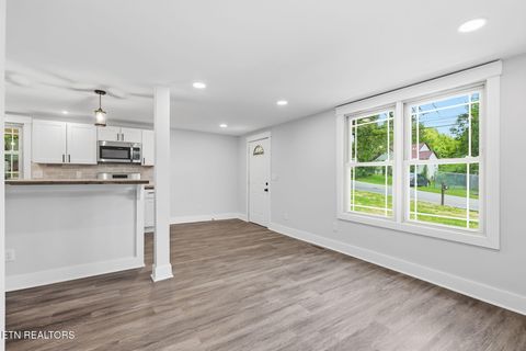 Tiny photo for 4205 Coster Rd, Knoxville, TN 37912 (MLS # 1347416)