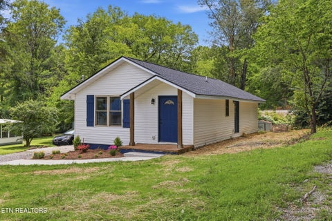 Tiny photo for 4205 Coster Rd, Knoxville, TN 37912 (MLS # 1347416)