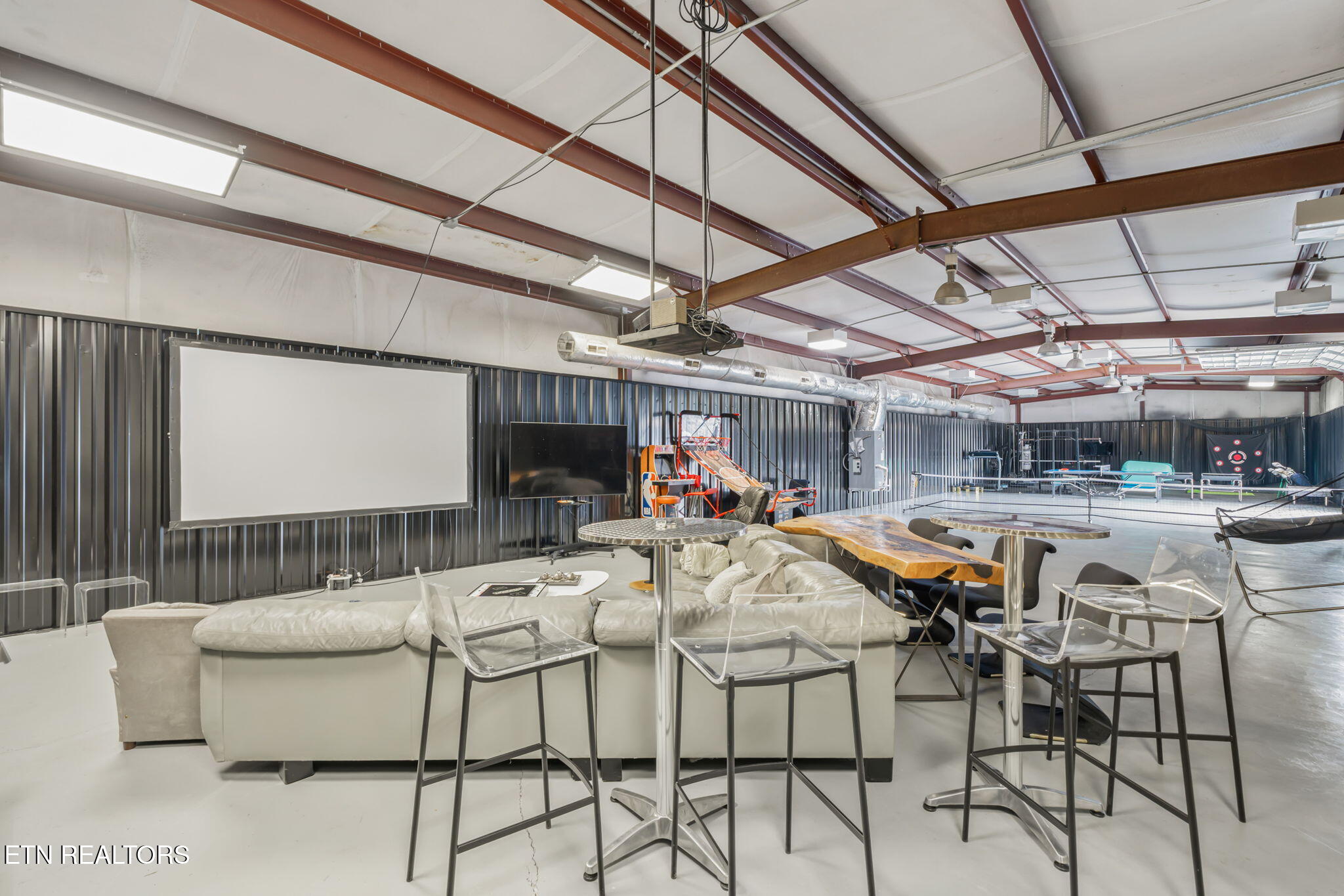 852 Collie Cove Court