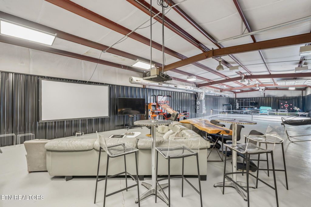 Photo of 852 Collie Cove Court, Friendsville, TN 37737 (MLS # 1325667)