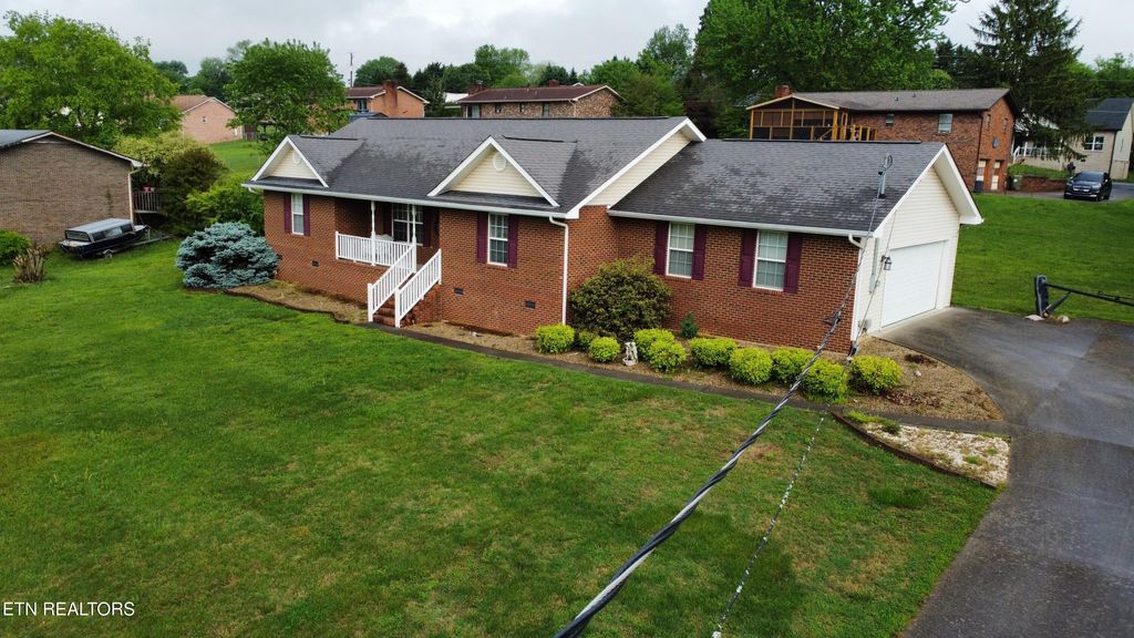 Photo of 546 Valley View St, Seymour, TN 37865 (MLS # 1298951)