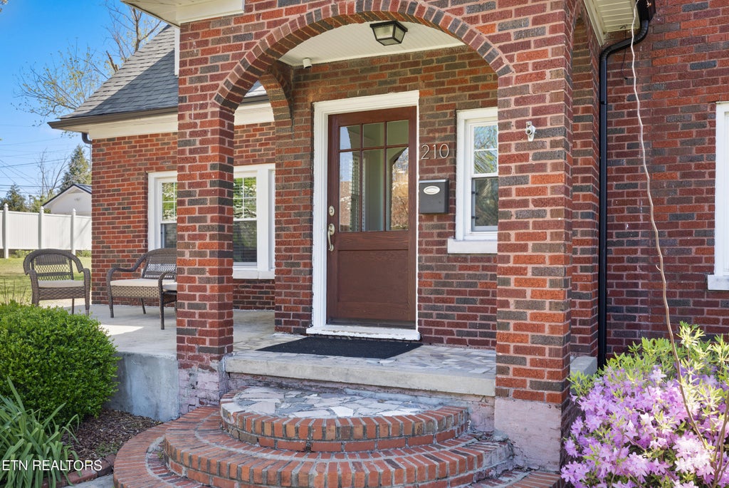 Photo of 210 Adair Drive, Knoxville, TN 37918 (MLS # 1259698)